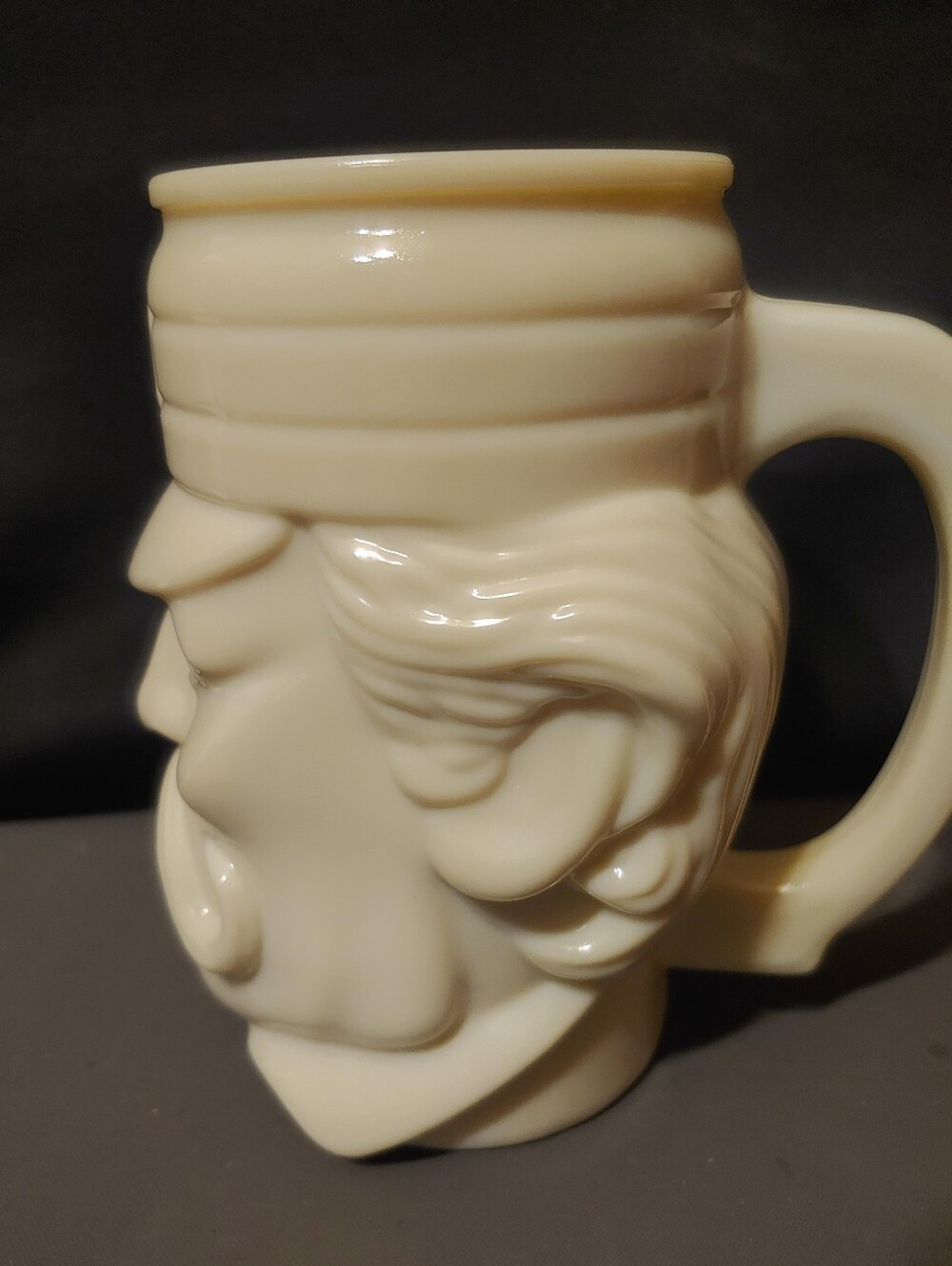Vintage 1980 Avon Collectible Casey At The Bat Character Mug Milk Glass